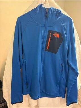 The North Face Men’s Borod Hooded Fleece Jacket